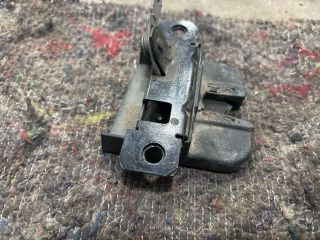 bontott VW TRANSPORTER Jobb Csomagtérajtó Zárszerkezet