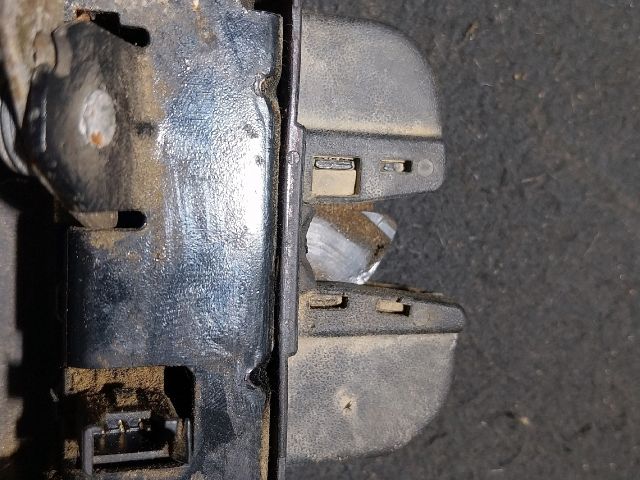 bontott VW TRANSPORTER Jobb Csomagtérajtó Zárszerkezet