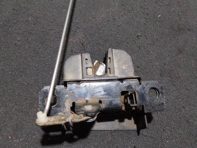 bontott VW TRANSPORTER Jobb Csomagtérajtó Zárszerkezet