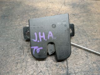 bontott VW TRANSPORTER Jobb Csomagtérajtó Zárszerkezet