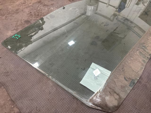 bontott VW TRANSPORTER Jobb első Ablak