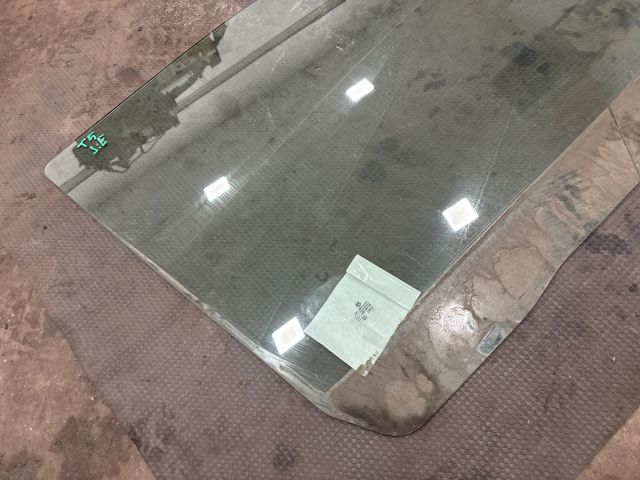 bontott VW TRANSPORTER Jobb első Ablak