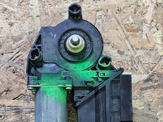 bontott VW TRANSPORTER Jobb első Ablakemelő Elektronika