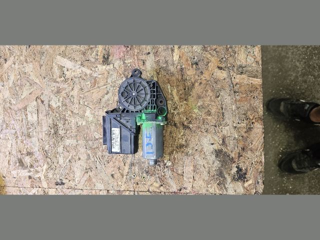 bontott VW TRANSPORTER Jobb első Ablakemelő Elektronika