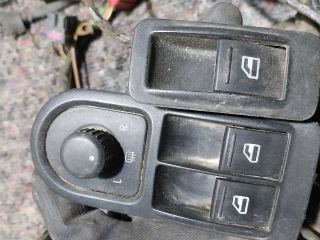 bontott VW TRANSPORTER Jobb első Ablakemelő Motor