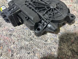 bontott VW TRANSPORTER Jobb első Ablakemelő Motor