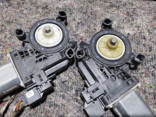 bontott VW TRANSPORTER Jobb első Ablakemelő Motor