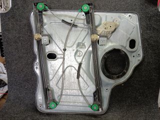 bontott VW TRANSPORTER Jobb első Ablakemelő Szerkezet (Elektromos)