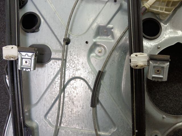 bontott VW TRANSPORTER Jobb első Ablakemelő Szerkezet (Elektromos)