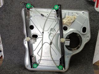 bontott VW TRANSPORTER Jobb első Ablakemelő Szerkezet (Elektromos)