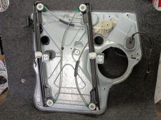 bontott VW TRANSPORTER Jobb első Ablakemelő Szerkezet (Elektromos)