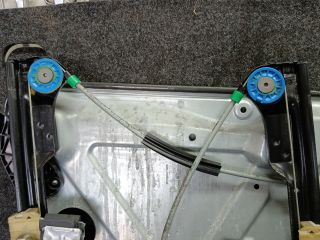 bontott VW TRANSPORTER Jobb első Ablakemelő Szerkezet (Elektromos)