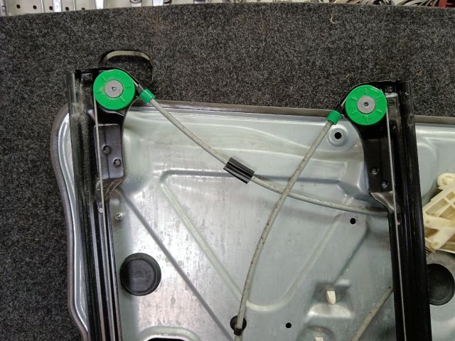 bontott VW TRANSPORTER Jobb első Ablakemelő Szerkezet (Elektromos)