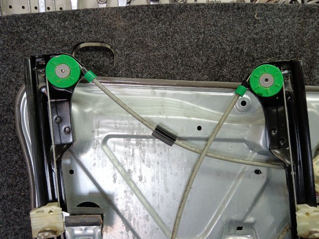 bontott VW TRANSPORTER Jobb első Ablakemelő Szerkezet (Mechanikus)