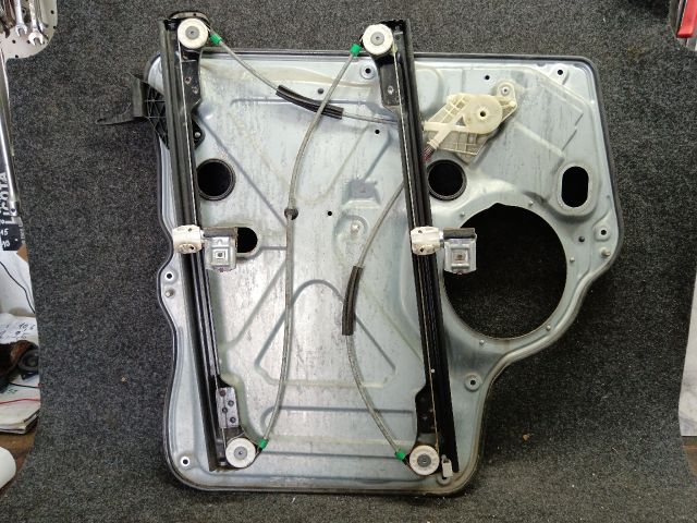 bontott VW TRANSPORTER Jobb első Ablakemelő Szerkezet (Mechanikus)