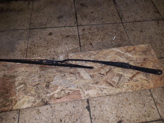 bontott VW TRANSPORTER Jobb első Ablaktörlő Kar