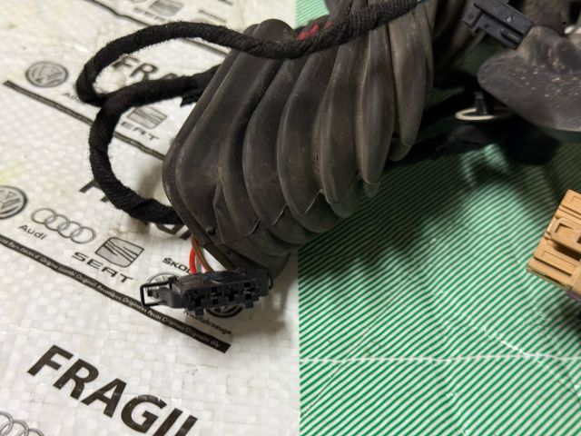 bontott VW TRANSPORTER Jobb első Ajtó Kábelköteg