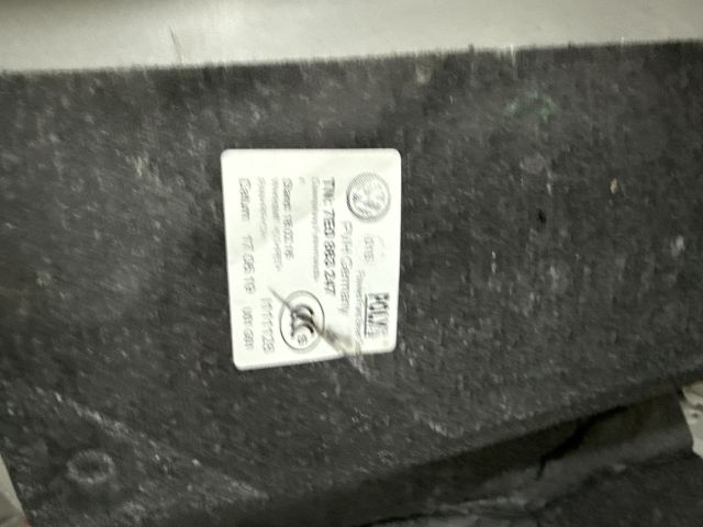 bontott VW TRANSPORTER Jobb első Ajtó Kárpit