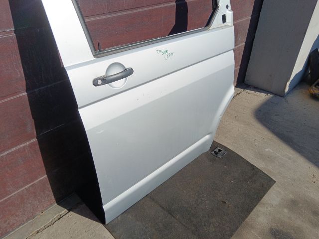 bontott VW TRANSPORTER Jobb első Ajtó (Részeivel)