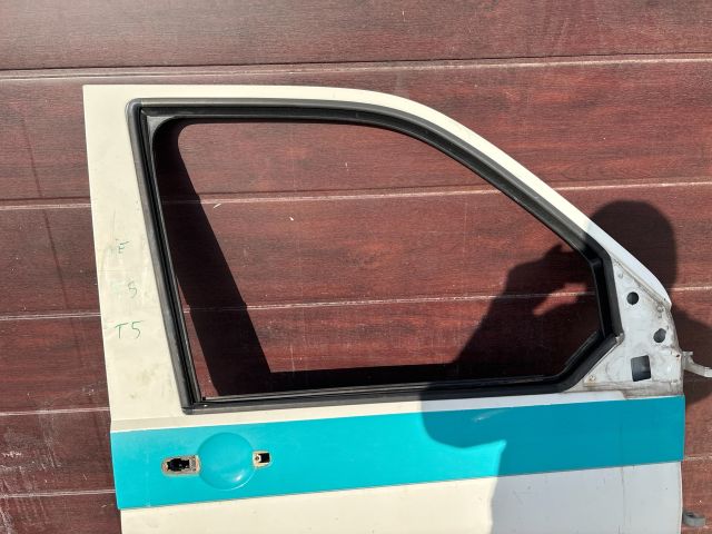 bontott VW TRANSPORTER Jobb első Ajtó (Üres lemez)