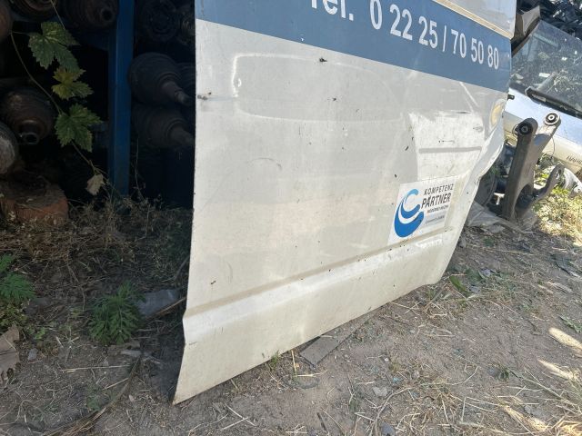 bontott VW TRANSPORTER Jobb első Ajtó (Üres lemez)