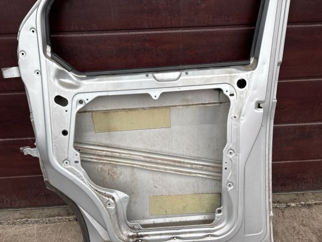 bontott VW TRANSPORTER Jobb első Ajtó (Üres lemez)
