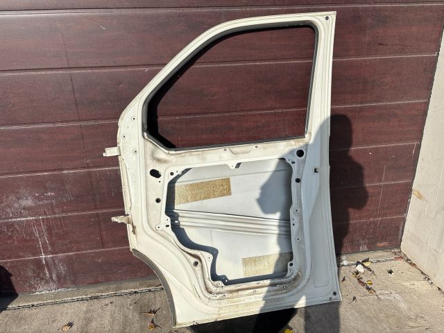 bontott VW TRANSPORTER Jobb első Ajtó (Üres lemez)