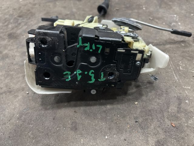 bontott VW TRANSPORTER Jobb első Ajtózár