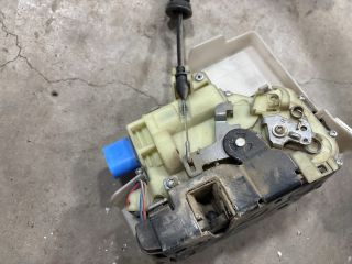 bontott VW TRANSPORTER Jobb első Ajtózár