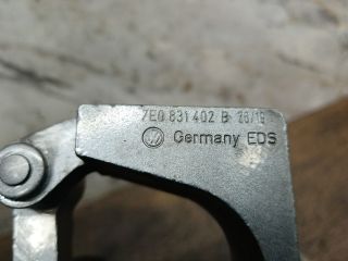 bontott VW TRANSPORTER Jobb első Alsó Zsanér