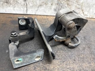 bontott VW TRANSPORTER Jobb első Alsó Zsanér