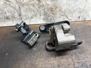 bontott VW TRANSPORTER Jobb első Alsó Zsanér