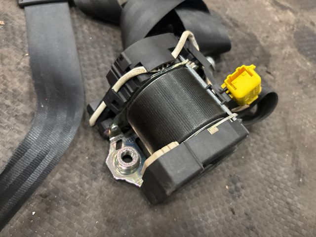 bontott VW TRANSPORTER Jobb első Biztonsági Öv