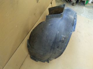 bontott VW TRANSPORTER Jobb első Dobbetét (Kerékjárati, Műanyag)