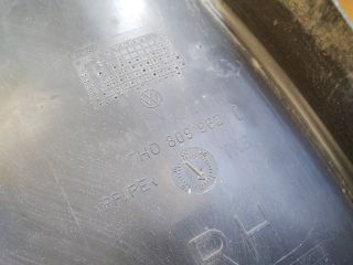 bontott VW TRANSPORTER Jobb első Dobbetét (Kerékjárati, Műanyag)