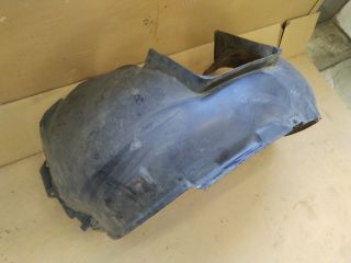 bontott VW TRANSPORTER Jobb első Dobbetét (Kerékjárati, Műanyag)