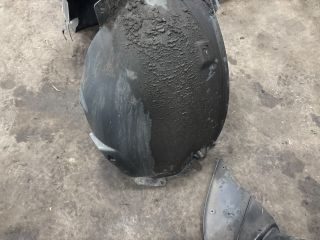 bontott VW TRANSPORTER Jobb első Első Dobbetét (Kerékjárati, Műanyag)