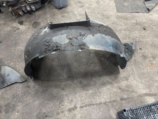 bontott VW TRANSPORTER Jobb első Első Dobbetét (Kerékjárati, Műanyag)