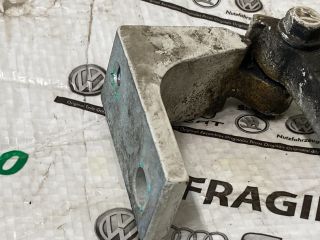 bontott VW TRANSPORTER Jobb első Felső Zsanér