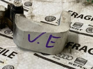 bontott VW TRANSPORTER Jobb első Felső Zsanér