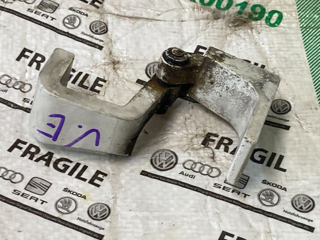 bontott VW TRANSPORTER Jobb első Felső Zsanér