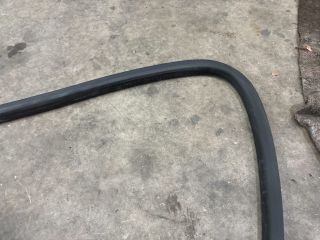 bontott VW TRANSPORTER Jobb első Gumikéder