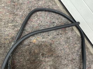 bontott VW TRANSPORTER Jobb első Gumikéder