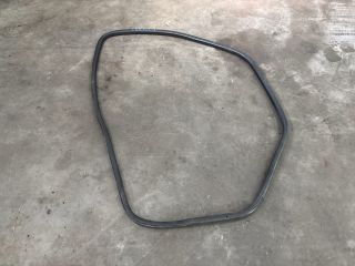 bontott VW TRANSPORTER Jobb első Gumikéder