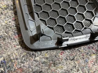 bontott VW TRANSPORTER Jobb első Hangszóró Burkolat