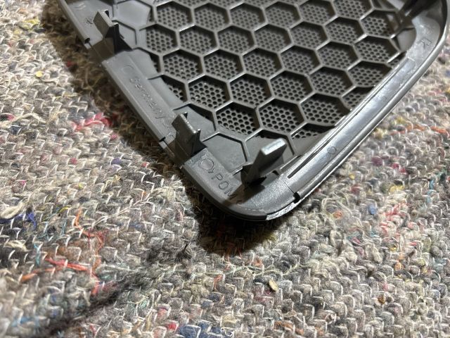 bontott VW TRANSPORTER Jobb első Hangszóró Burkolat