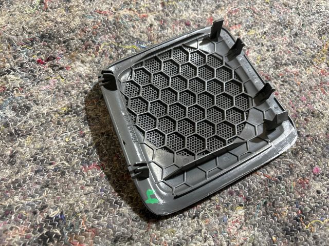 bontott VW TRANSPORTER Jobb első Hangszóró Burkolat