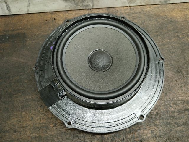 bontott VW TRANSPORTER Jobb első Hangszóró