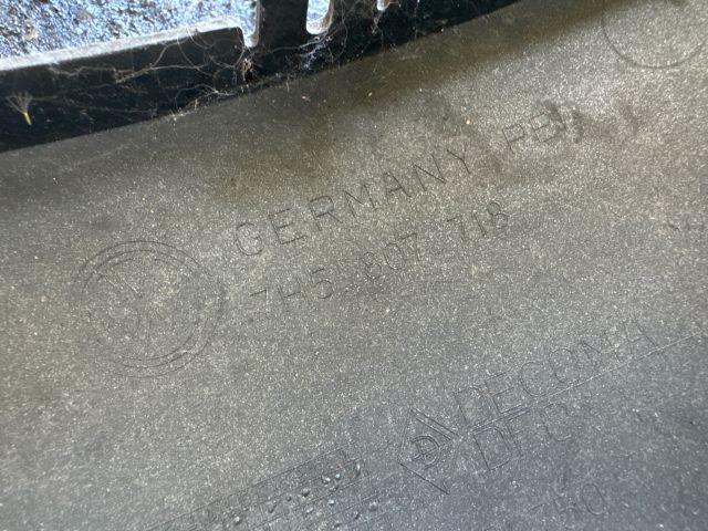 bontott VW TRANSPORTER Jobb első Lökhárító Sarok