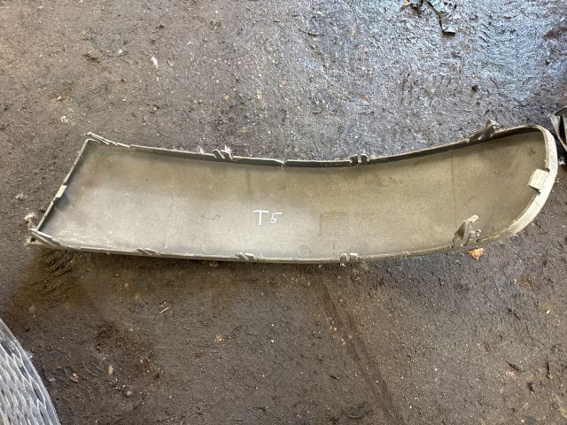 bontott VW TRANSPORTER Jobb első Lökhárító Sarok